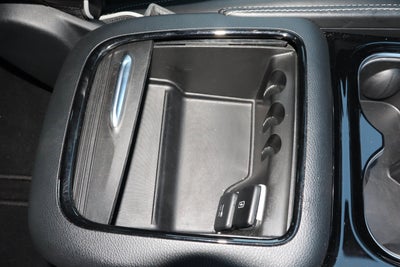 2025 Chrysler Pacifica Limited FWD