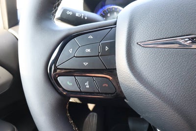 2025 Chrysler Pacifica Limited FWD