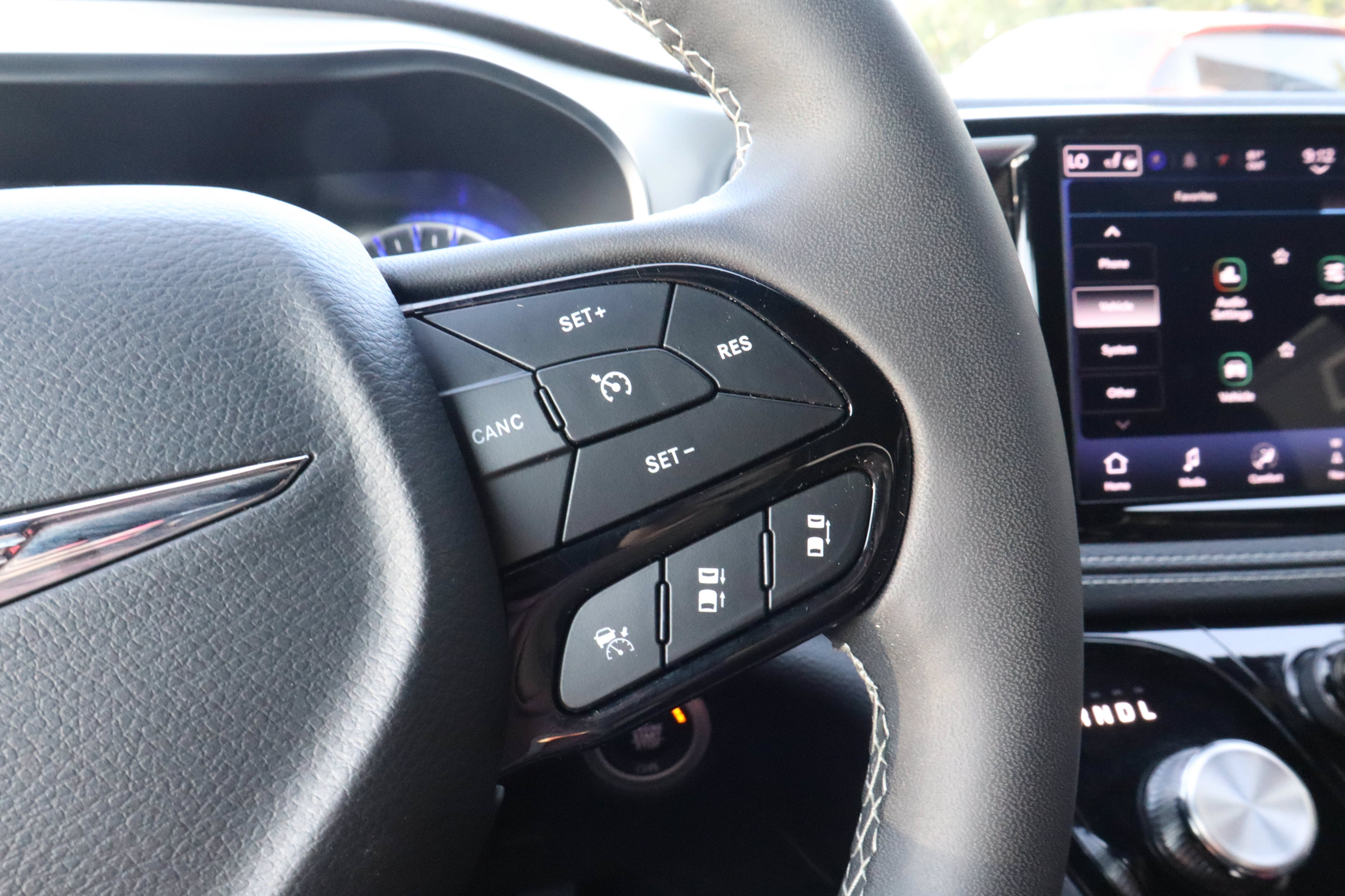 2025 Chrysler Pacifica Limited FWD