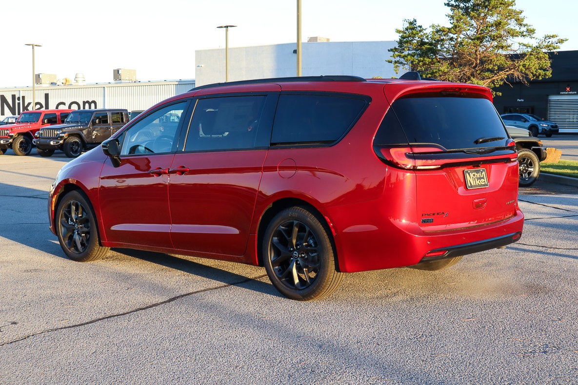 2026 Chrysler Pacifica Limited