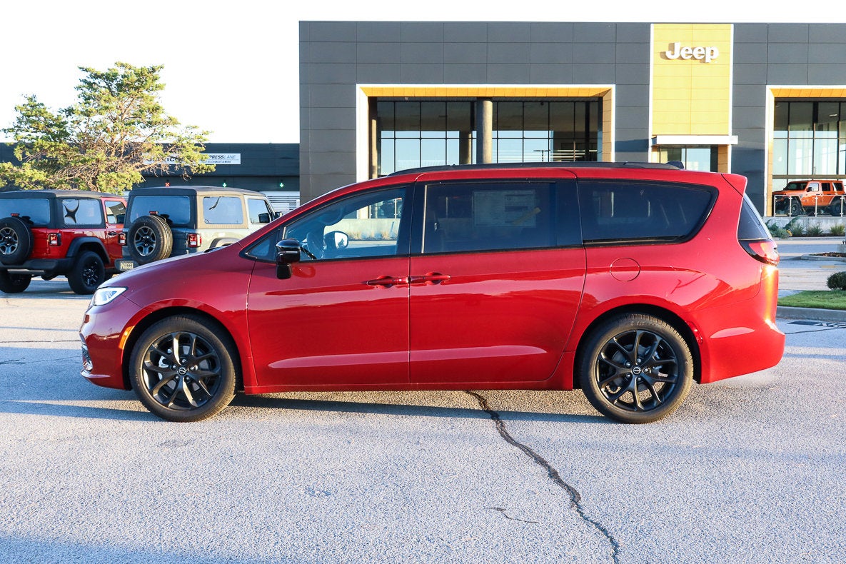 2026 Chrysler Pacifica Limited