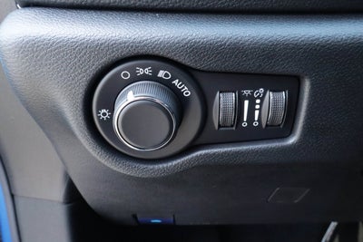 2027 Chrysler Pacifica Limited FWD