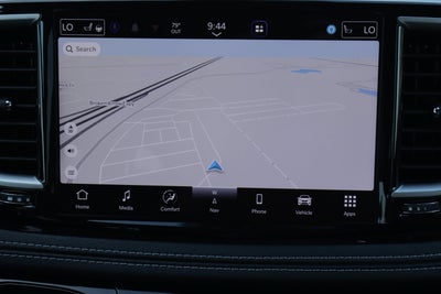 2027 Chrysler Pacifica Limited FWD