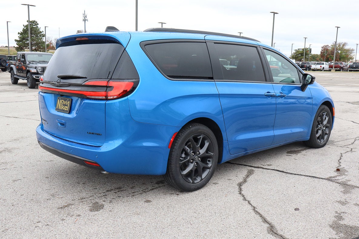 2026 Chrysler Pacifica Limited