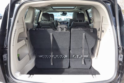 2024 Chrysler Pacifica Limited FWD