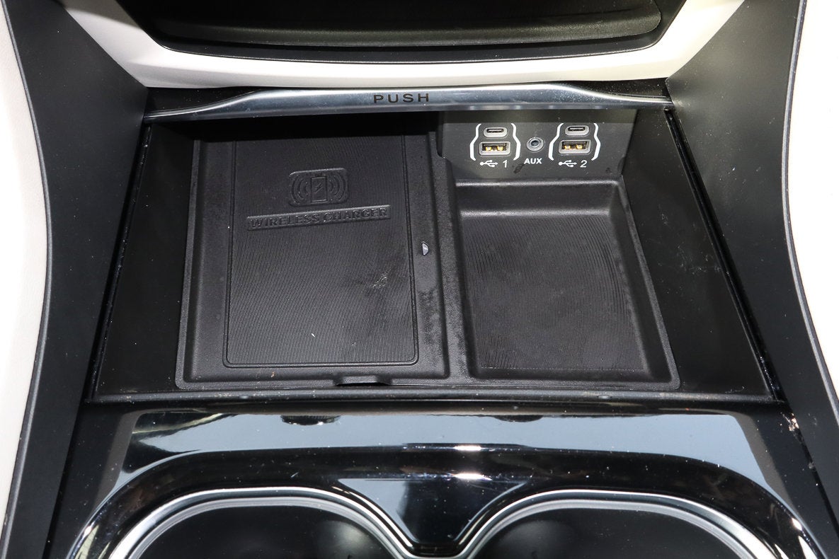 2024 Chrysler Pacifica Limited FWD