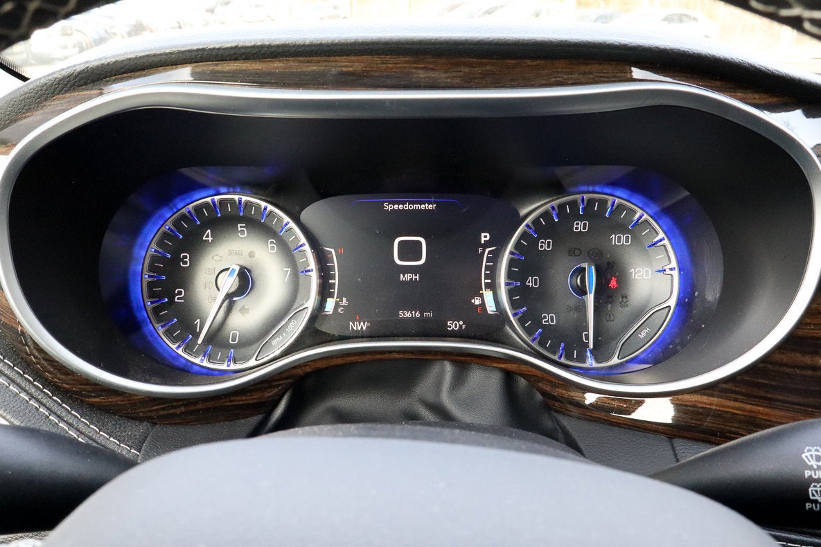 2024 Chrysler Pacifica Limited FWD