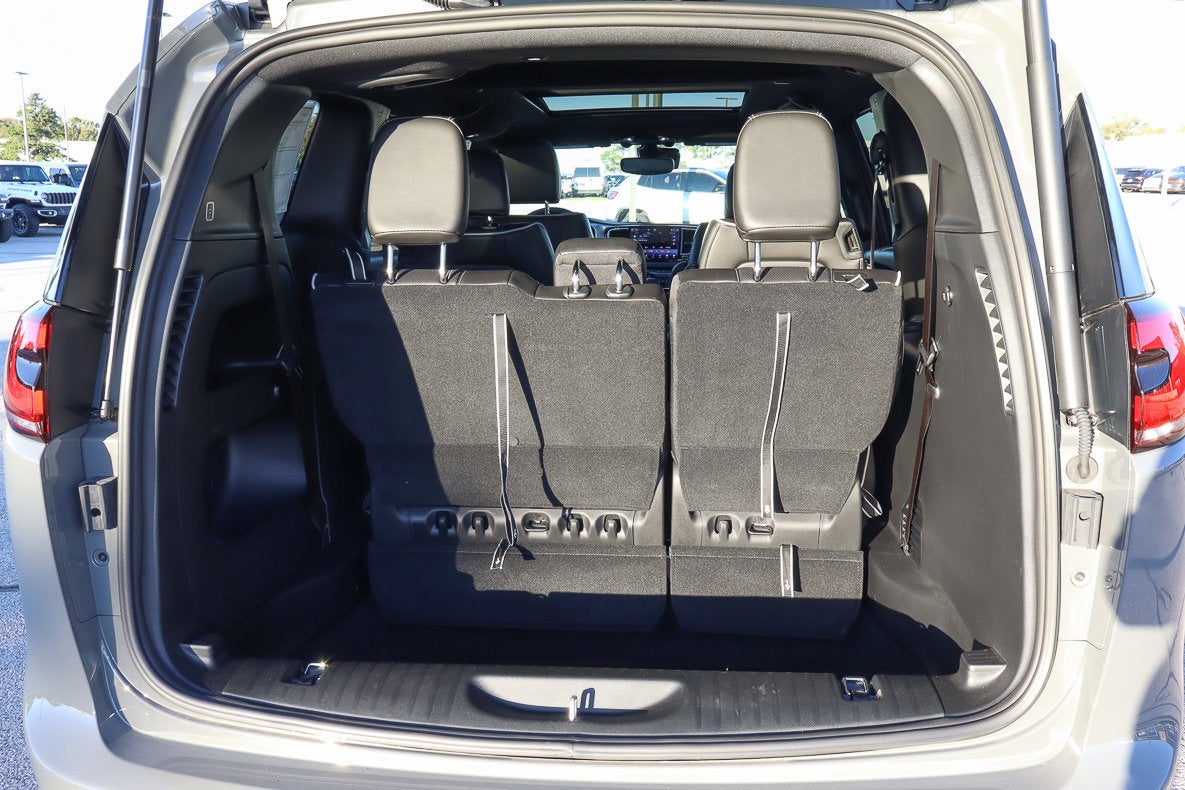 2025 Chrysler Pacifica Limited