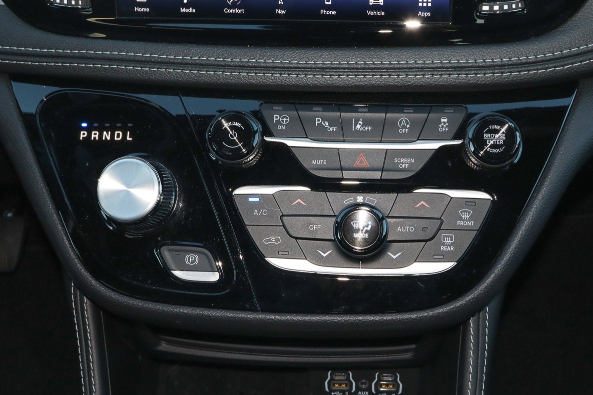 2025 Chrysler Pacifica Limited