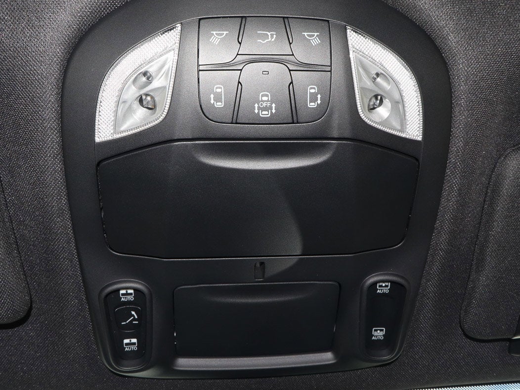 2027 Chrysler Pacifica Limited FWD