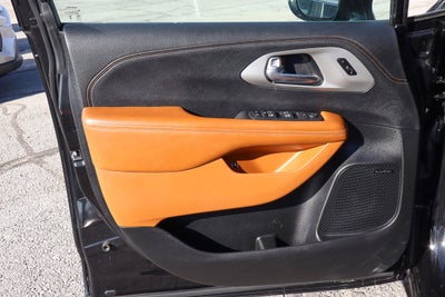 2024 Chrysler Pacifica Hybrid Pinnacle FWD