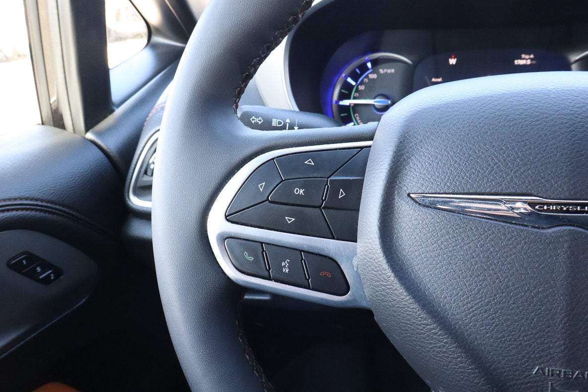 2024 Chrysler Pacifica Hybrid Pinnacle FWD