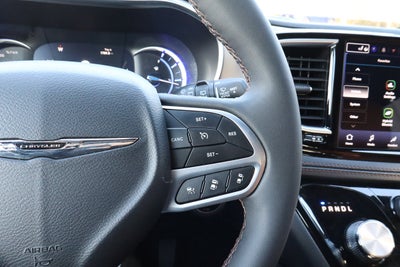 2024 Chrysler Pacifica Hybrid Pinnacle FWD