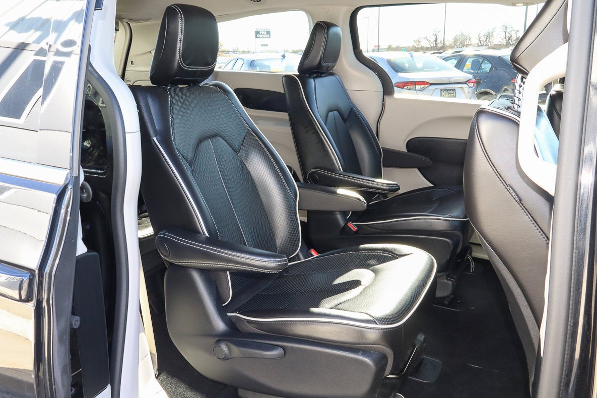 2023 Chrysler Pacifica Hybrid Limited