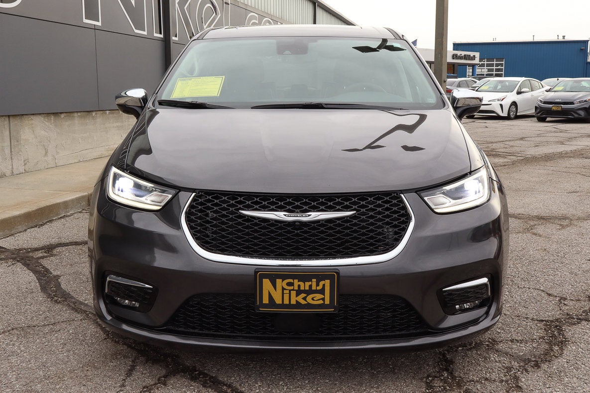 2023 Chrysler Pacifica Hybrid Limited