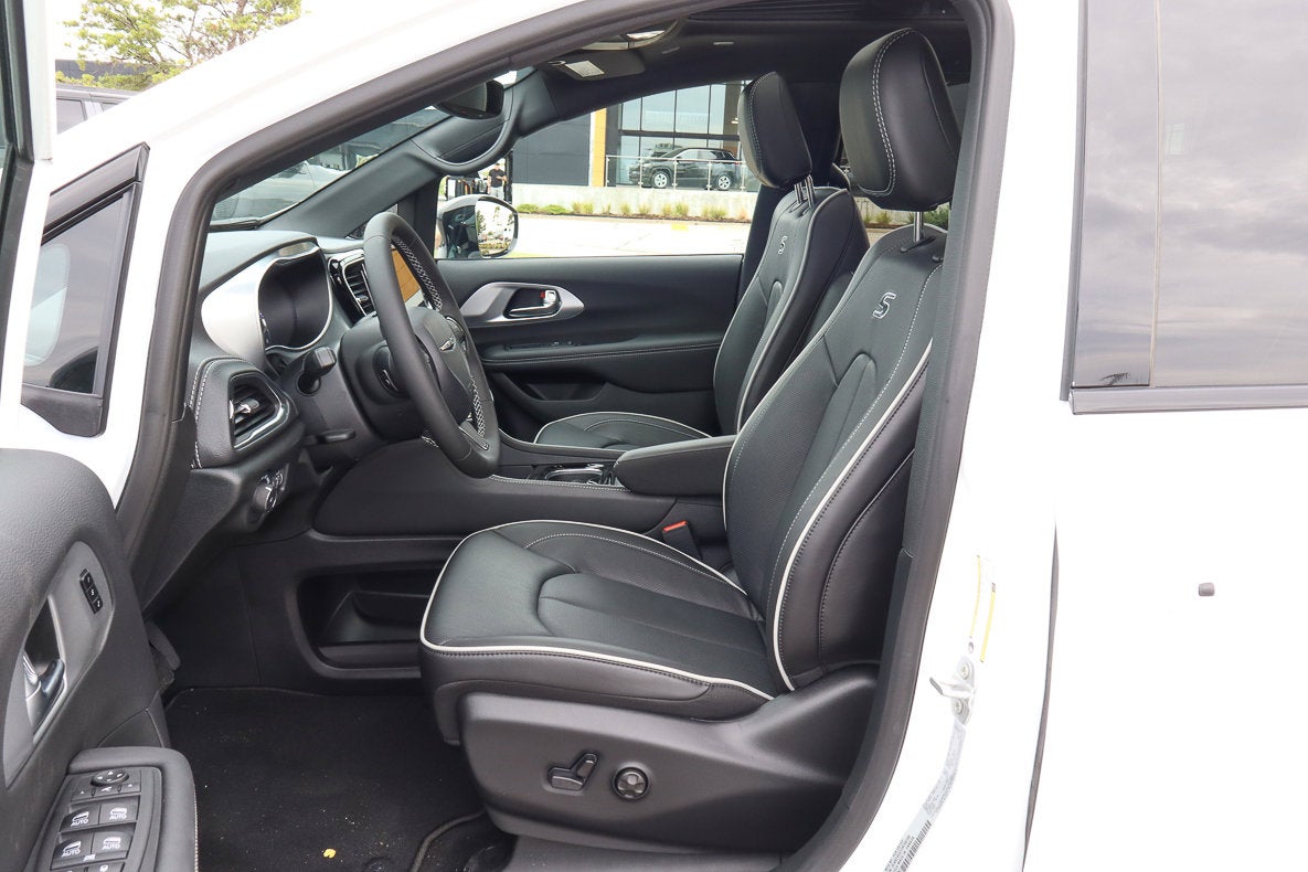 2026 Chrysler Pacifica Limited