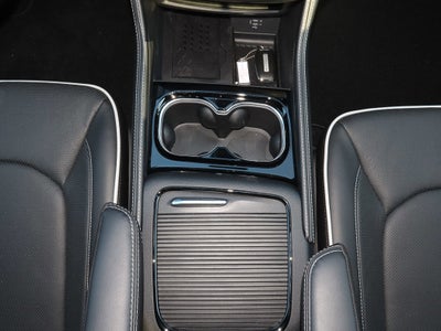 2027 Chrysler Pacifica Limited AWD