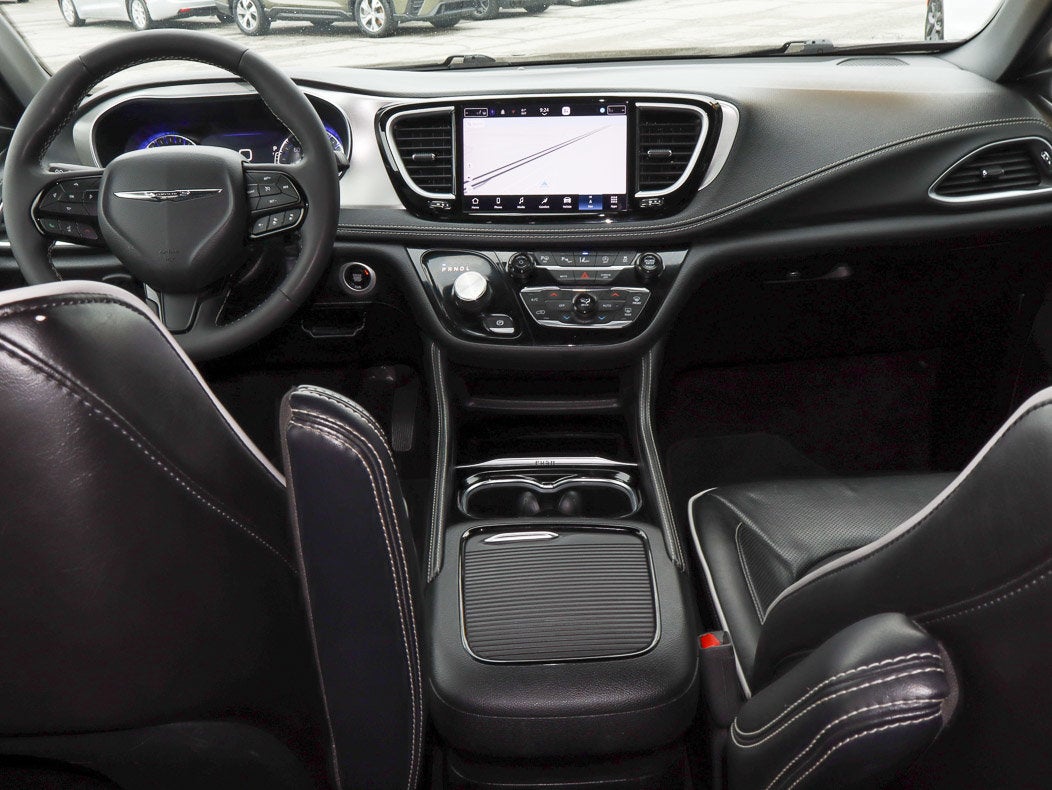 2022 Chrysler Pacifica Limited AWD