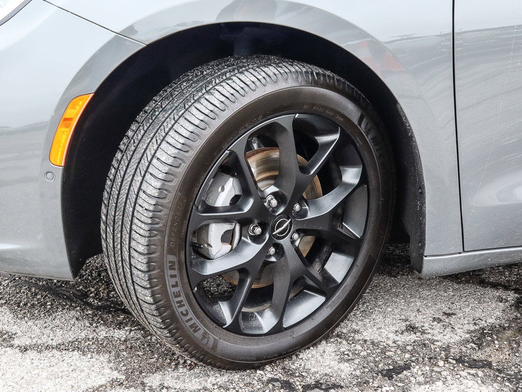 2022 Chrysler Pacifica Limited AWD