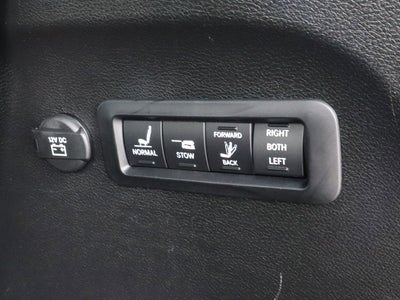 2022 Chrysler Pacifica Limited AWD