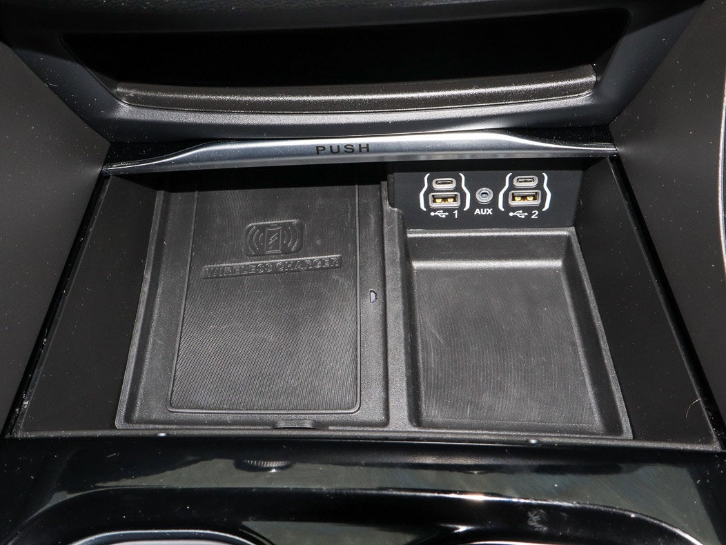 2022 Chrysler Pacifica Limited AWD