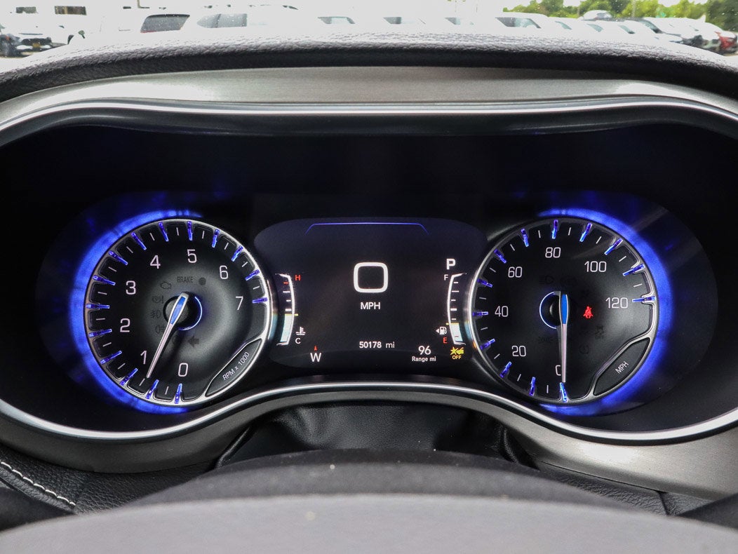 2022 Chrysler Pacifica Limited AWD
