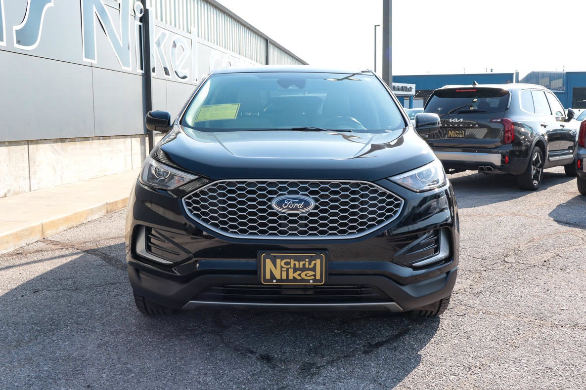 2024 Ford Edge Base
