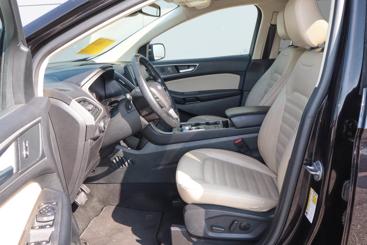 2024 Ford Edge Base
