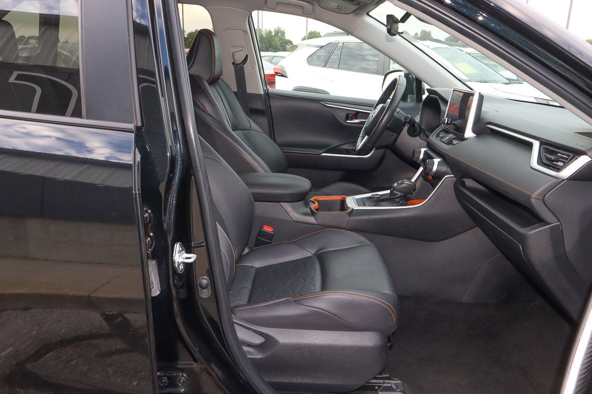 2023 Toyota RAV4 Adventure