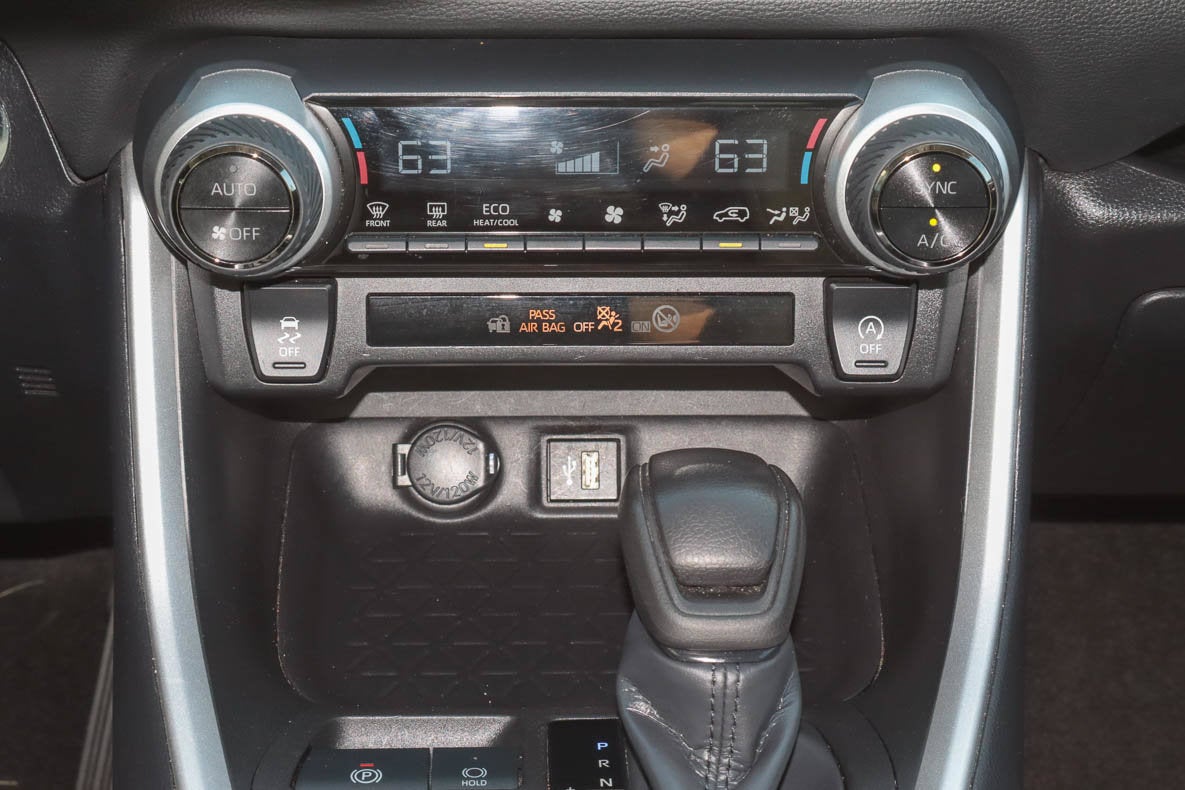2024 Toyota RAV4 XLE AWD