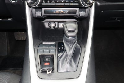 2024 Toyota RAV4 XLE FWD