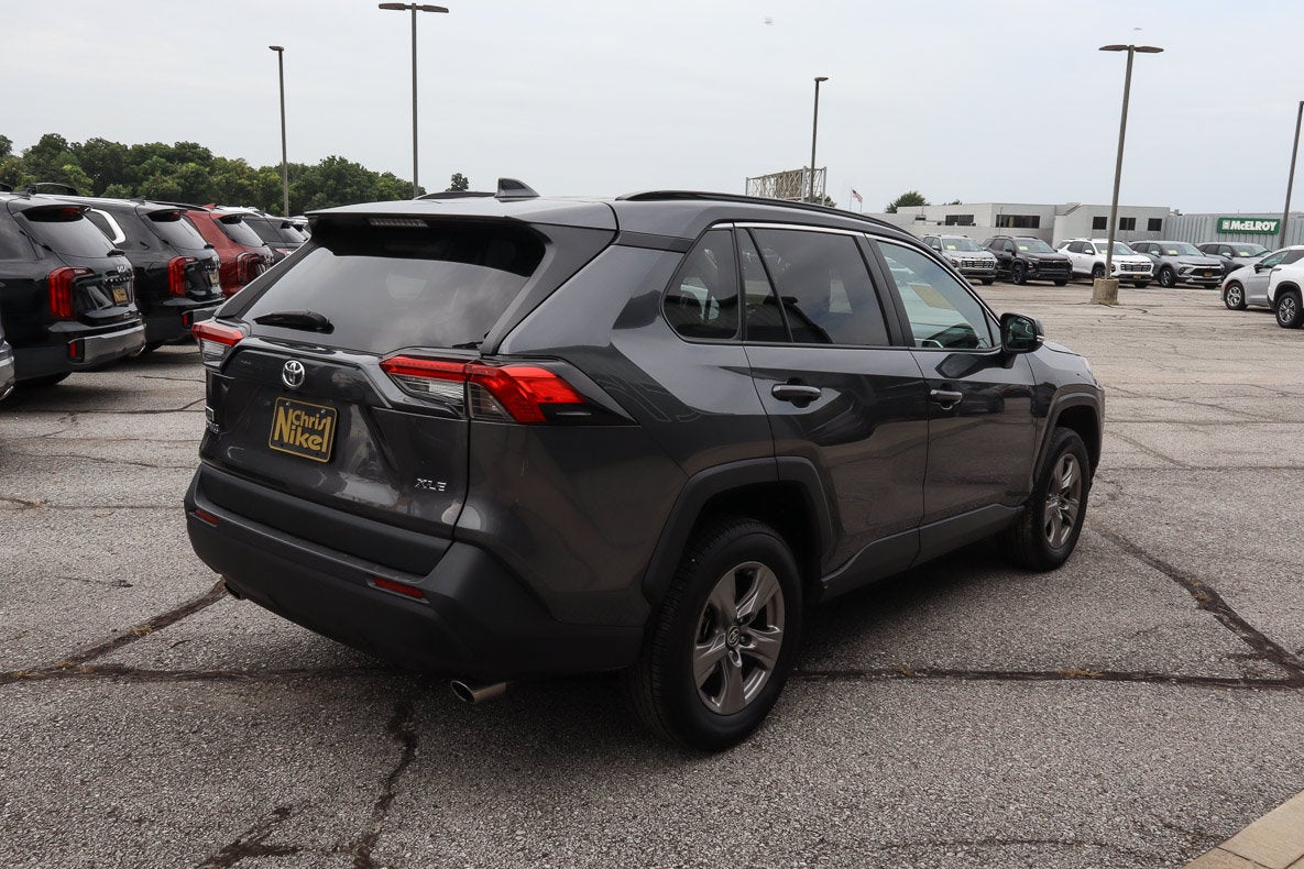 2024 Toyota RAV4 XLE FWD