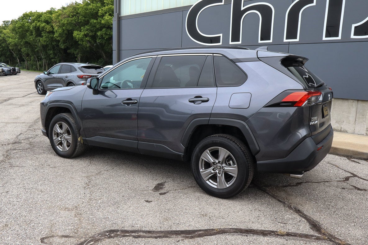 2024 Toyota RAV4 XLE FWD