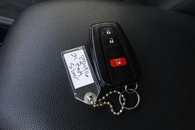 2024 Toyota RAV4 XLE FWD