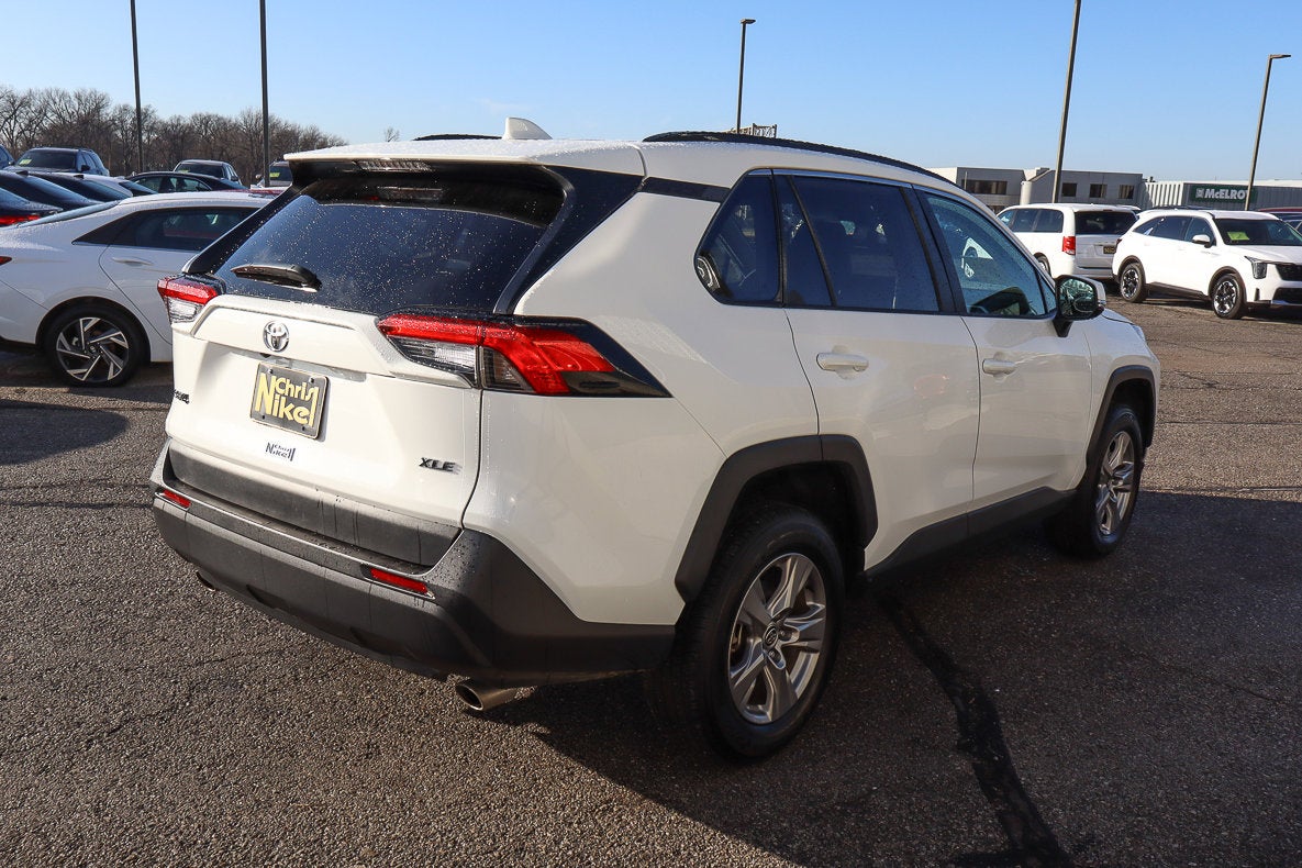 2024 Toyota RAV4 XLE