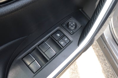 2025 Toyota RAV4 XLE FWD