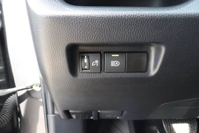 2025 Toyota RAV4 XLE FWD