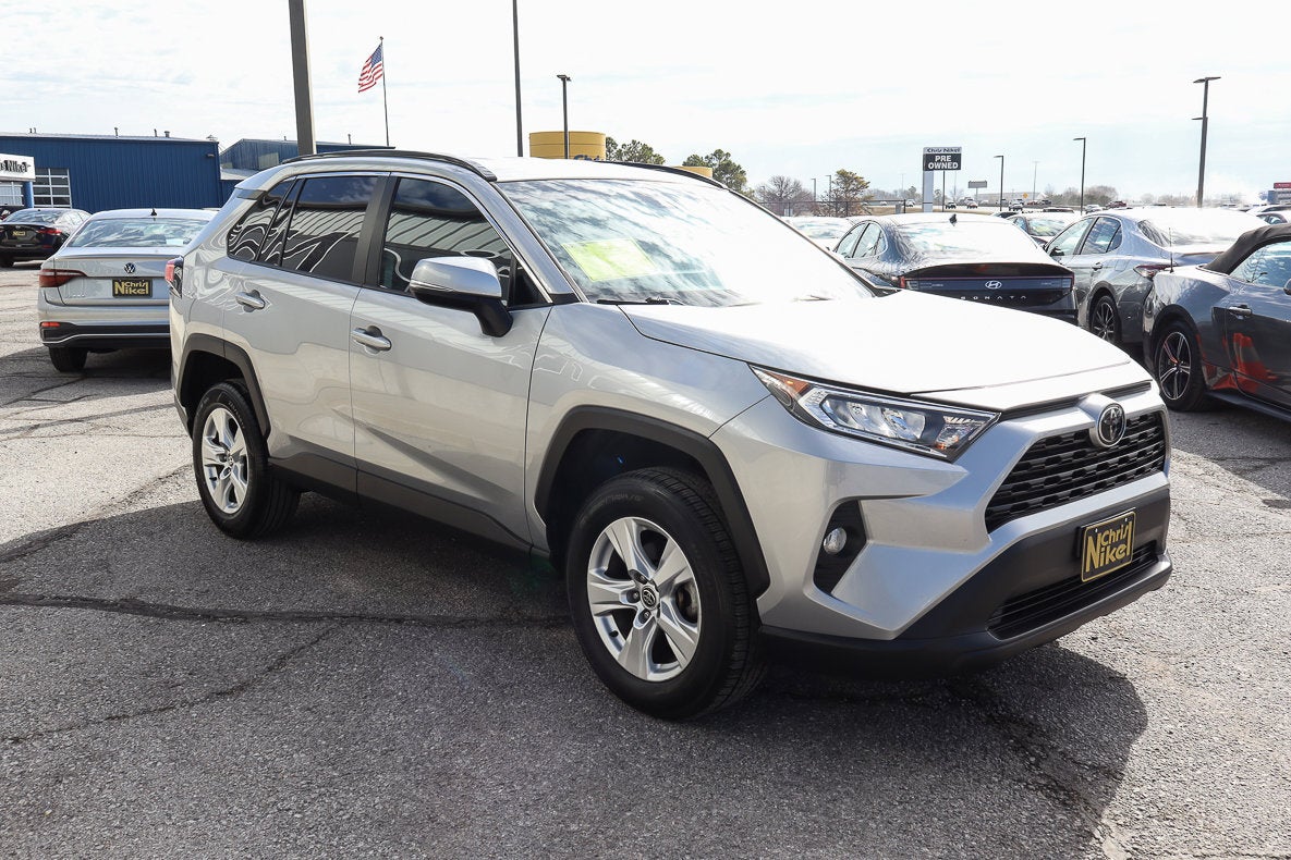 2021 Toyota RAV4 XLE