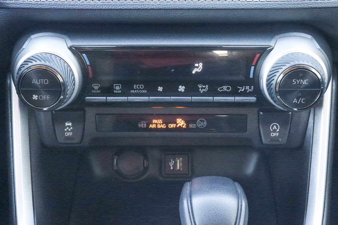 2024 Toyota RAV4 XLE FWD