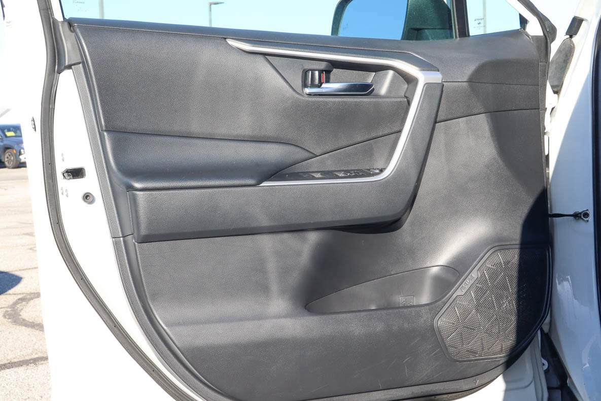 2024 Toyota RAV4 XLE FWD