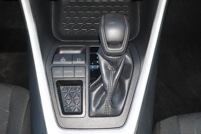 2024 Toyota RAV4 XLE FWD