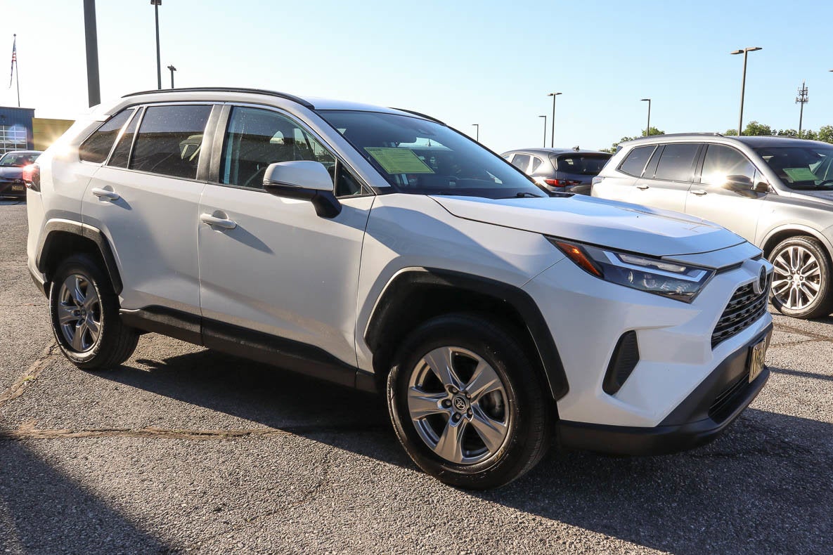 2024 Toyota RAV4 XLE FWD