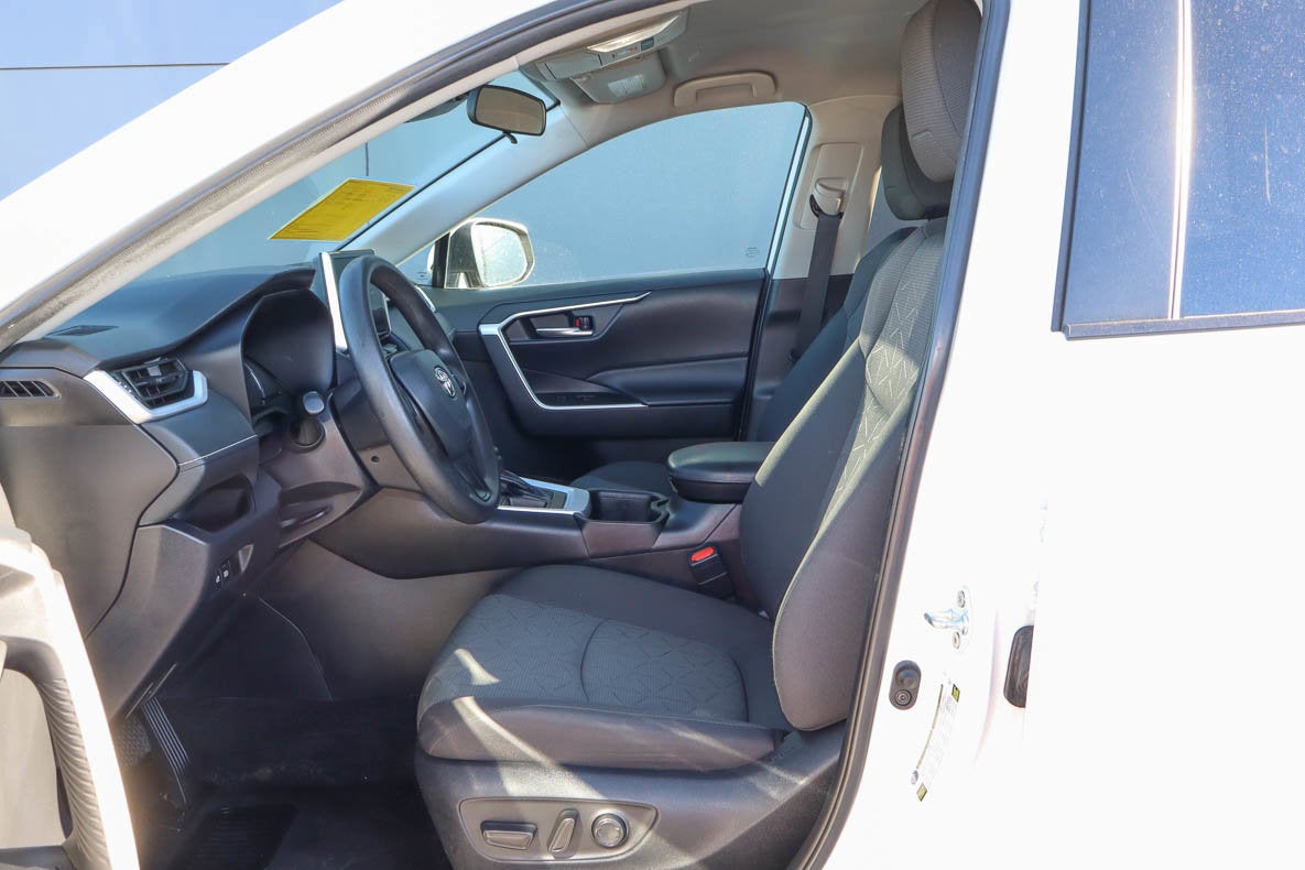 2024 Toyota RAV4 XLE FWD
