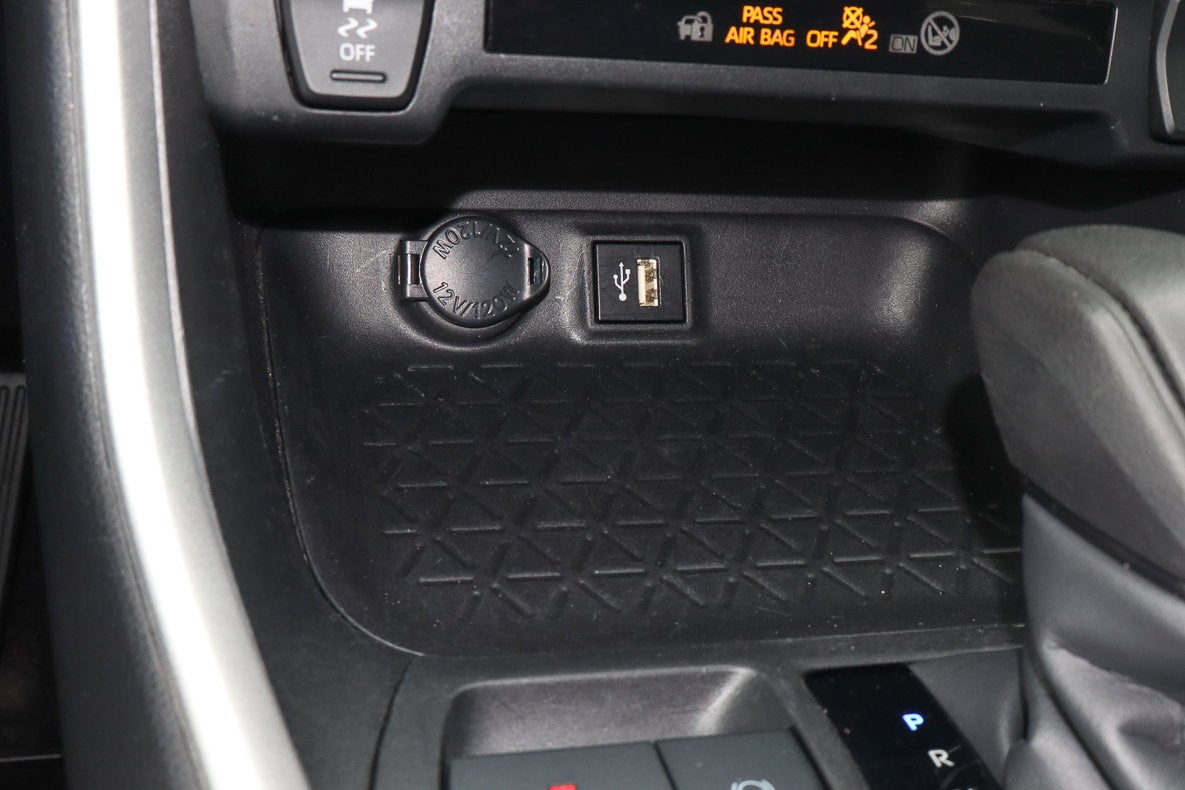 2024 Toyota RAV4 XLE FWD