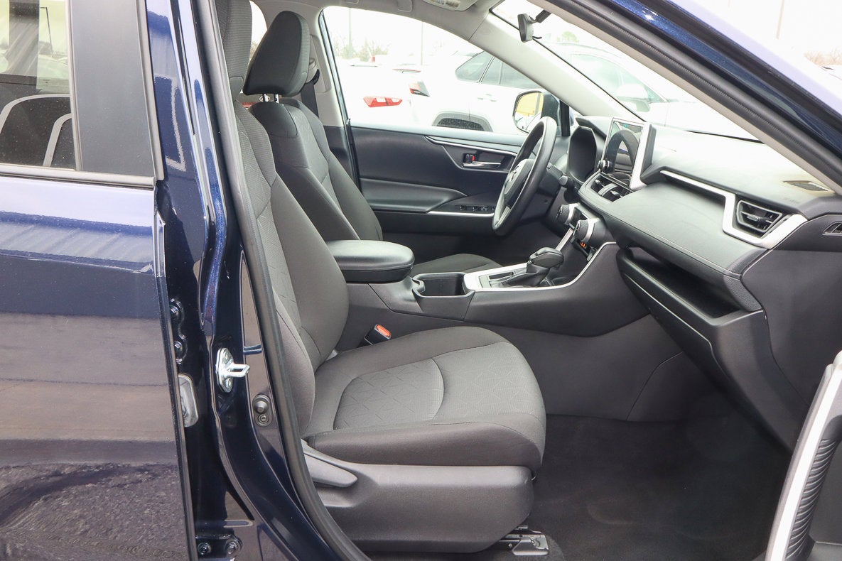 2024 Toyota RAV4 XLE FWD