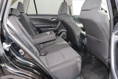 2025 Toyota RAV4 XLE FWD