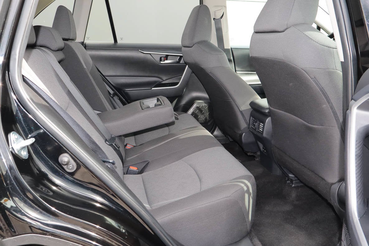 2025 Toyota RAV4 XLE FWD