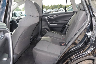 2025 Toyota RAV4 XLE FWD