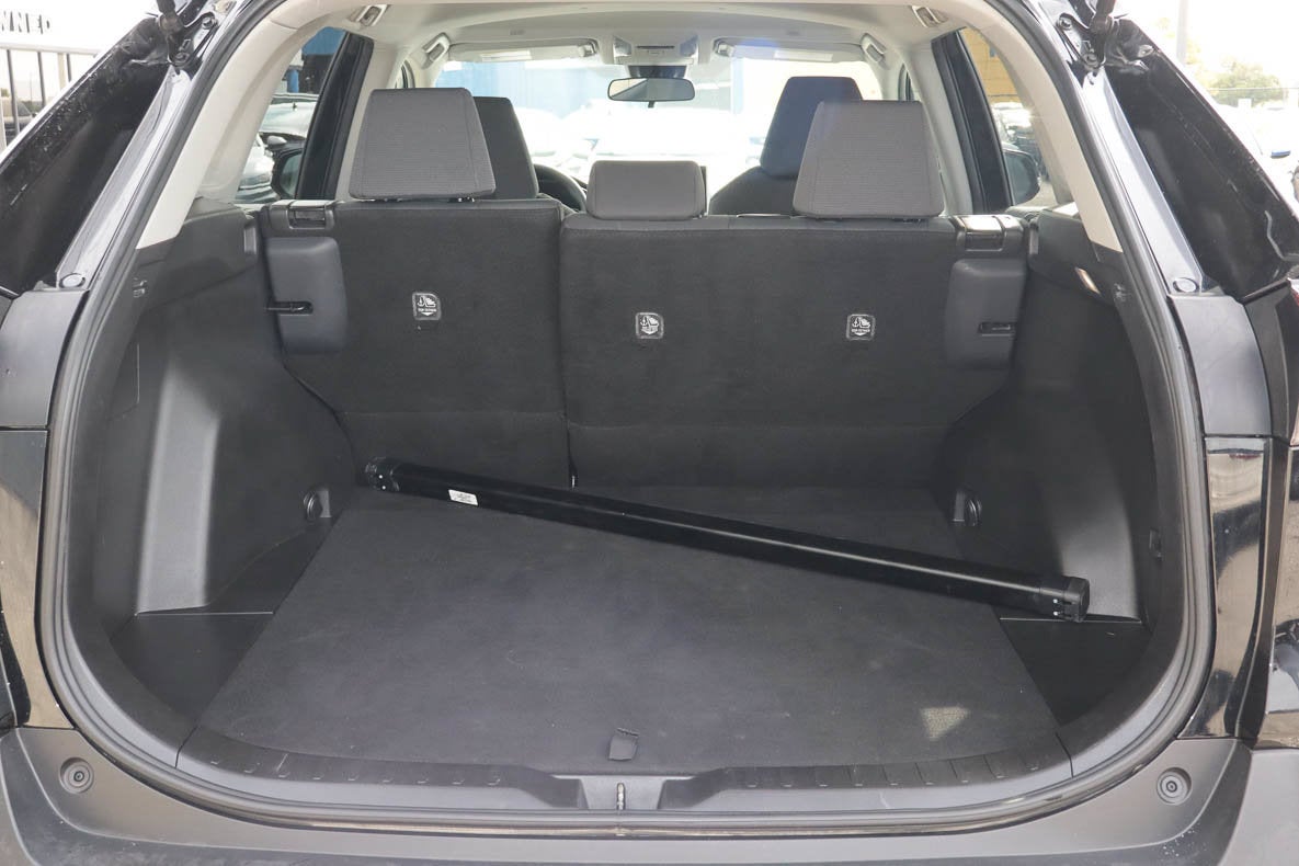 2025 Toyota RAV4 XLE FWD