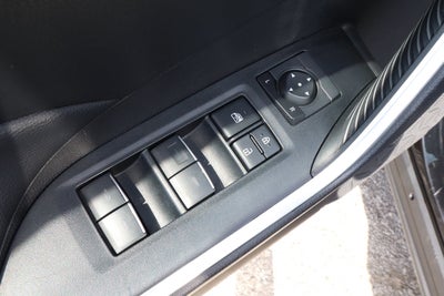2025 Toyota RAV4 XLE FWD